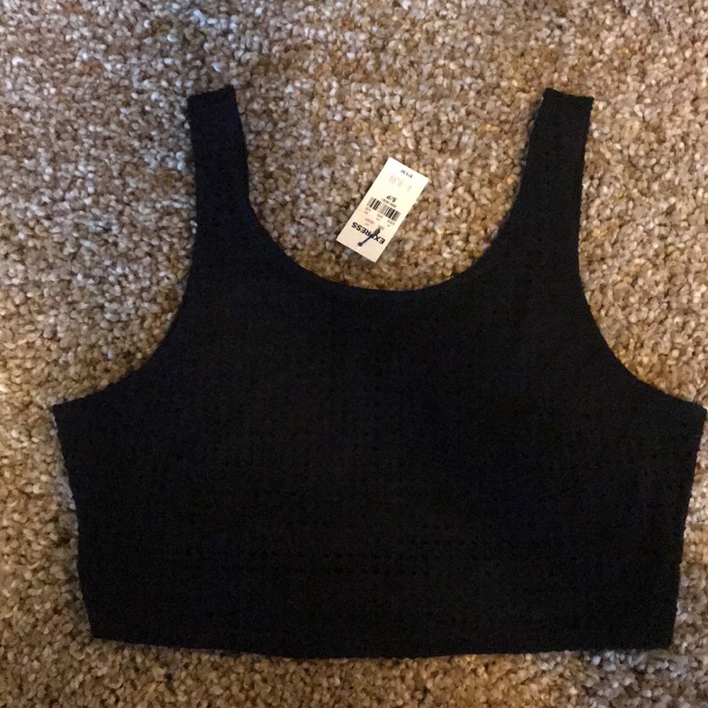 Black crop top